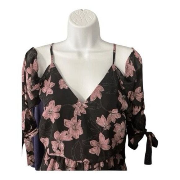 Black Pink Floral Chiffon Romper Size XS Short Lined Elastic Waist Button Front - Picture 4 of 11